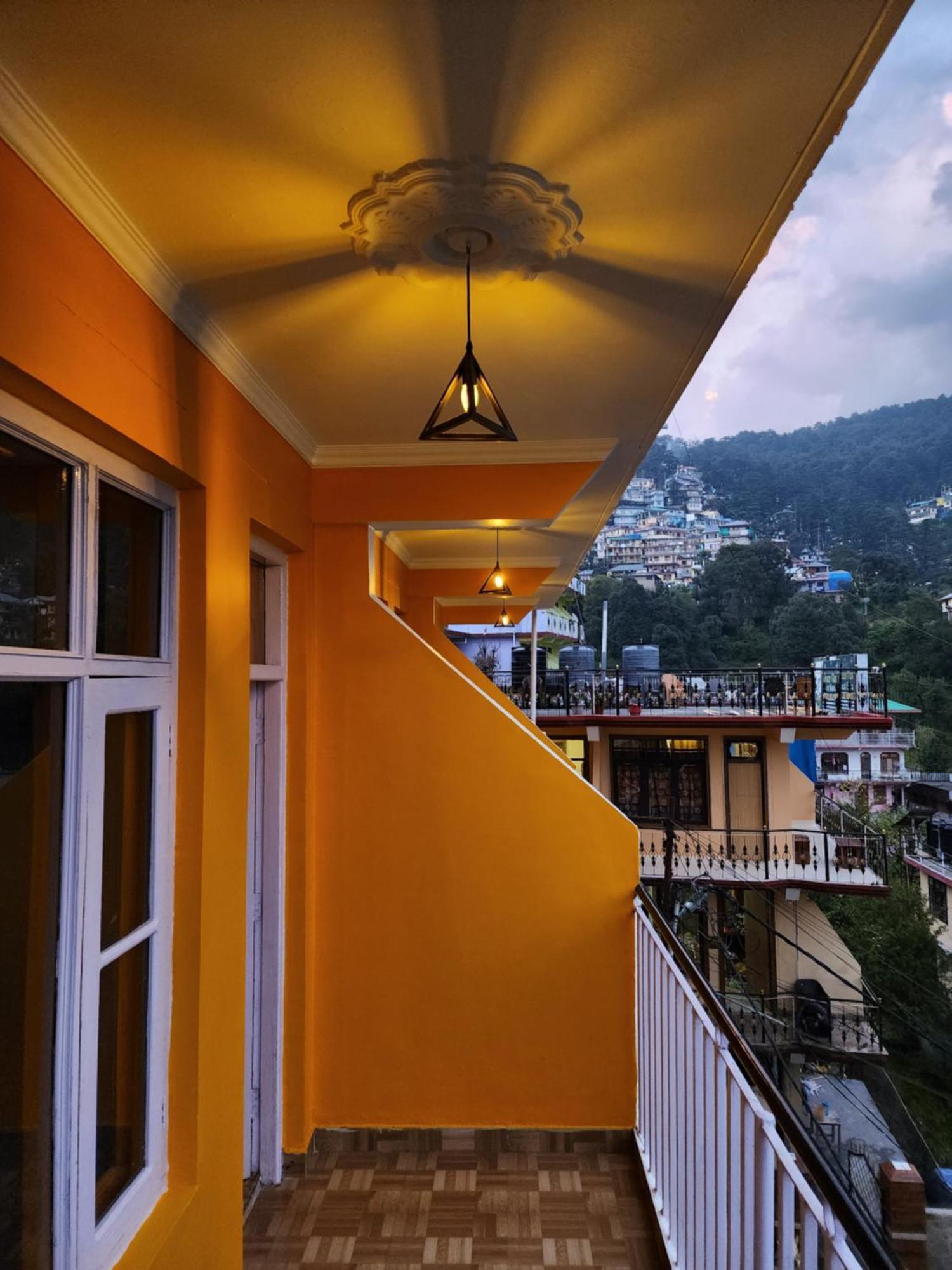 דרמסאלה The Bougainvillea, Mcleodganj מראה חיצוני תמונה